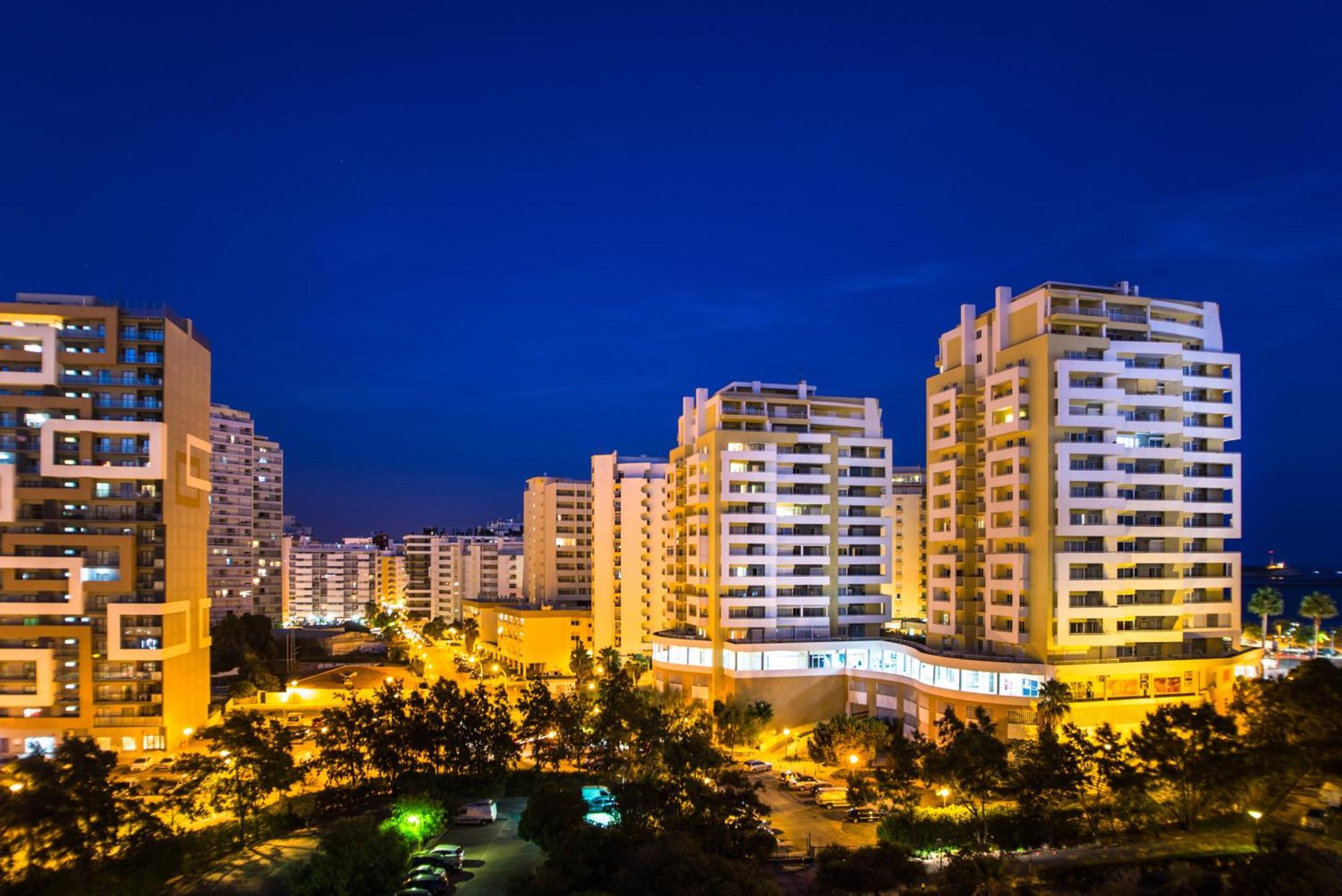 70m² 2 slaapkamer, 2 privé badkamer Appartement in Praia do Vau Portimão Buitenkant foto