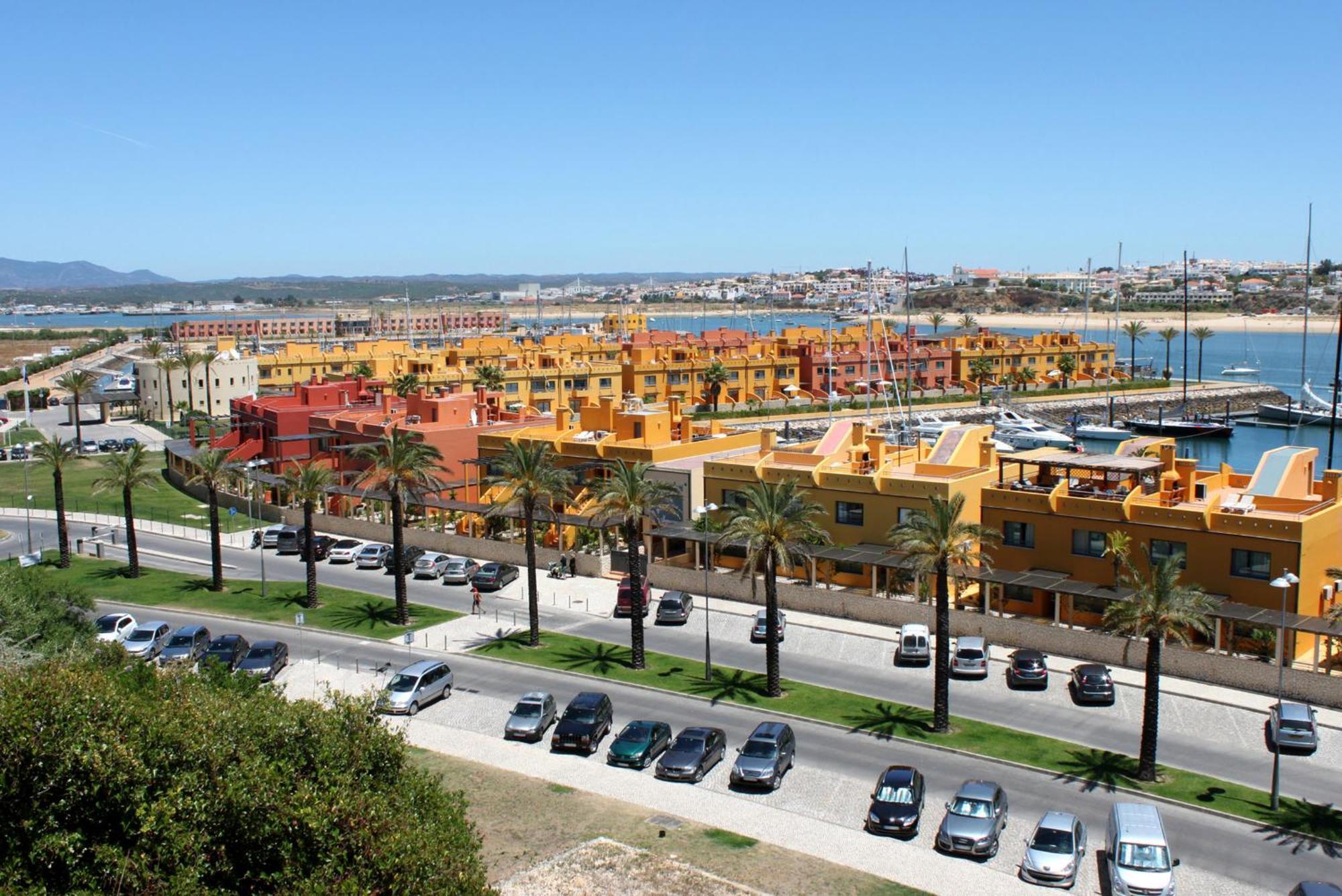 70m² 2 slaapkamer, 2 privé badkamer Appartement in Praia do Vau Portimão Buitenkant foto