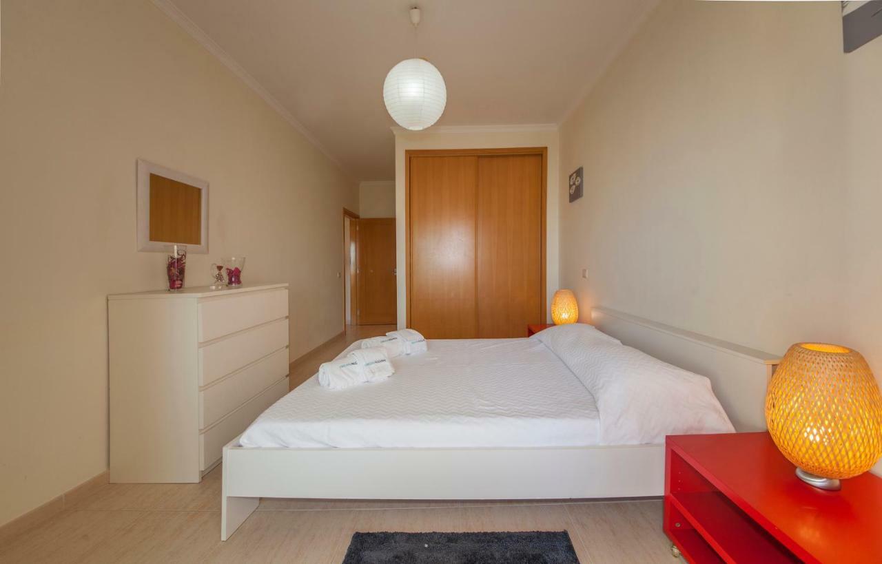 70m² 2 slaapkamer, 2 privé badkamer Appartement in Praia do Vau Portimão Buitenkant foto